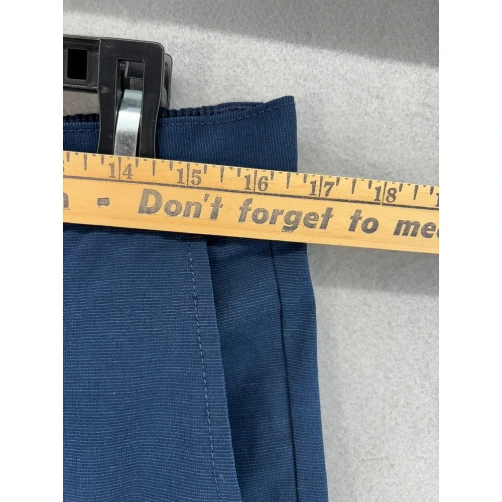 Banana‎ Republic Performance Shorts Mens 34 Blue Textured Golf Casual